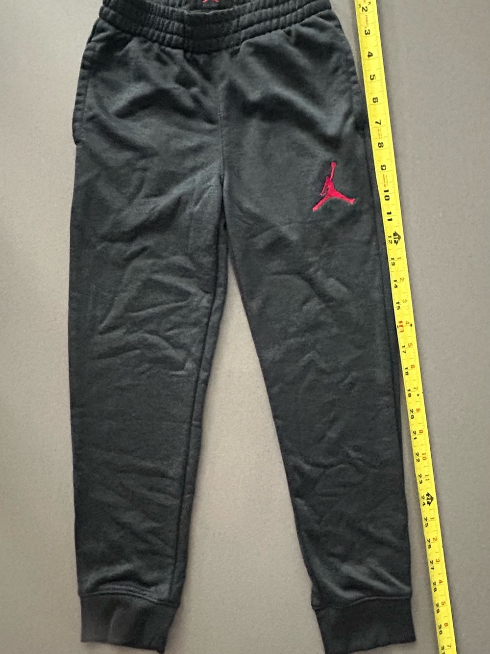 Jordan Boys Sweatpants Sise 8-10…